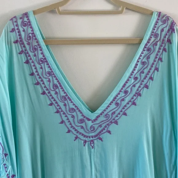 Vacation Swim Beach Coverup. One Size - Picture 4 of 9